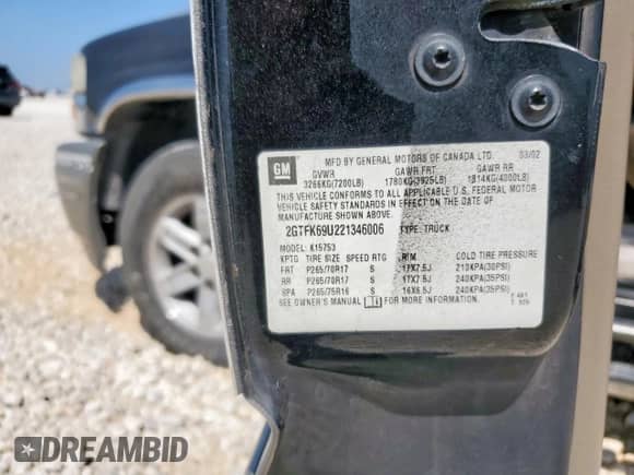 2002 GMC Sierra 1500 Denali z VIN 2GTFK69U221346006, wystawiony jako Copart lot #71726365 z przebiegiem 226 475 mil mil oraz Szkoda całkowita • Salvage title. Historia ofert i sprzedaży dostępna na DreamBid. Obrazek 12.