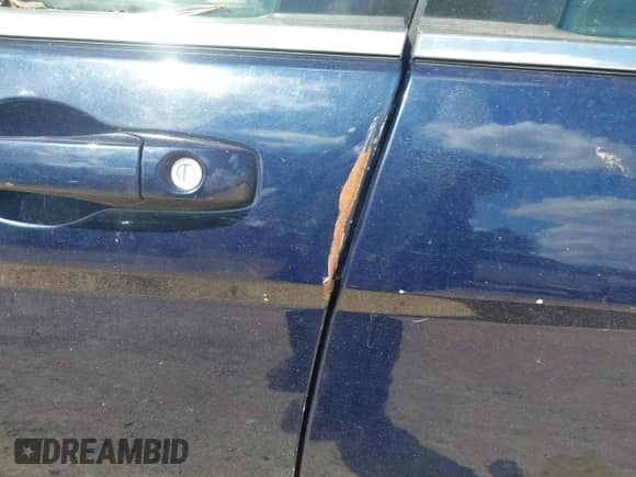 2014 Chrysler 200 Touring z VIN 1C3CCBBB6EN127610, wystawiony jako IAAI lot #43281672 z przebiegiem 102 043 mil mil oraz . Historia ofert i sprzedaży dostępna na DreamBid. Obrazek 13.