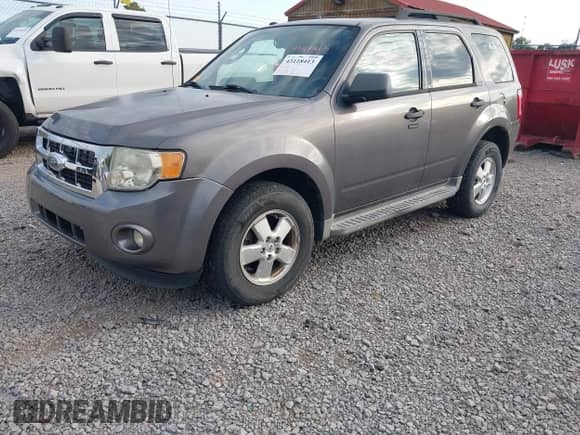 2011 Ford Escape XLT с VIN 1FMCU9DG1BKA67433, выставлен на аукционе IAAI как лот 43118413 с пробегом 117 135 миль миль и . История ставок и продаж доступна на DreamBid. Изображение 2.