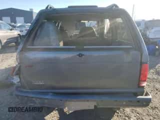 1994 Chevrolet Blazer с VIN 1GNDT13W1R0174498, выставлен на аукционе Copart как лот 88450855 с пробегом 199 905 миль миль и Списание • Salvage title. История ставок и продаж доступна на DreamBid. Изображение 6.