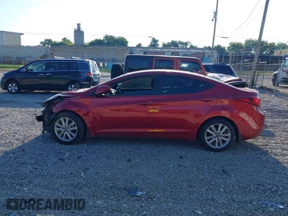 2016 Hyundai Elantra SE с VIN 5NPDH4AE0GH660760, выставлен на аукционе IAAI как лот 42800293 с пробегом 152 953 миль миль и . История ставок и продаж доступна на DreamBid. Изображение 15.