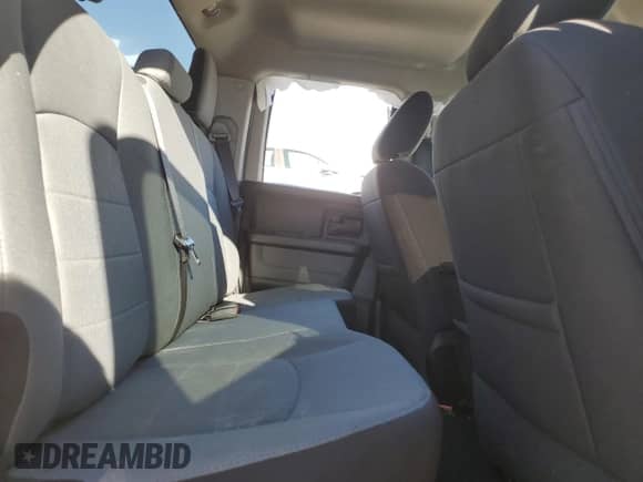 2023 Ram 1500 Tradesman z VIN 1C6RR7FTXPS527685, wystawiony jako Copart lot #76786384 z przebiegiem Nie podano mil oraz Szkoda całkowita • Salvage title. Historia ofert i sprzedaży dostępna na DreamBid. Obrazek 10.