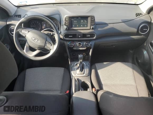 2019 Hyundai Kona SE с VIN KM8K1CAA9KU306345, выставлен на аукционе Copart как лот 67922715 с пробегом 75 211 миль миль и Списание • Salvage title. История ставок и продаж доступна на DreamBid. Изображение 8.