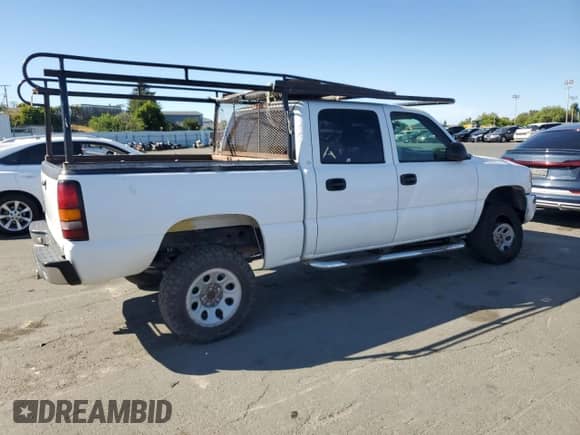 2006 GMC Sierra 1500 SLT with VIN 2GTEK13T961135972, listed as a Copart auction lot 55323415 with 241,073 mi miles and Clean title. Bid and sale history available at DreamBid. Image 3.