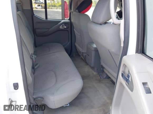 2016 Nissan Frontier SV z VIN 1N6AD0EV4GN795237, wystawiony jako IAAI lot #41314288 z przebiegiem 169 396 mil mil oraz . Historia ofert i sprzedaży dostępna na DreamBid. Obrazek 8.