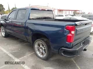 2021 Chevrolet Silverado 1500 Custom z VIN 3GCPWBEK7MG242644, wystawiony jako IAAI lot #43311937 z przebiegiem 92 555 mil mil oraz . Historia ofert i sprzedaży dostępna na DreamBid. Obrazek 3.