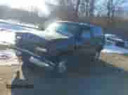 1998 Chevrolet Tahoe z VIN 3GNEK18R5WG130358, wystawiony jako IAAI lot #41428005 z przebiegiem 218 513 mil mil oraz . Historia ofert i sprzedaży dostępna na DreamBid. Obrazek 2.