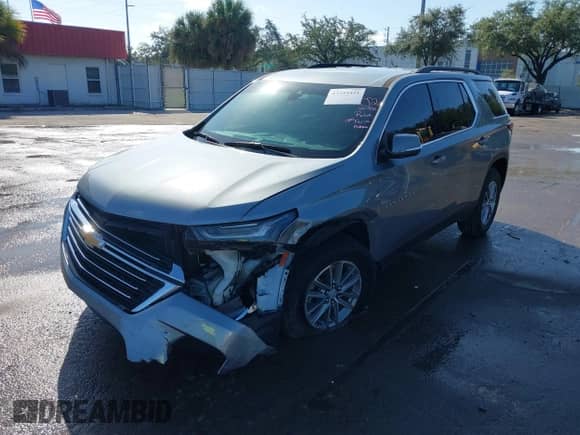 2023 Chevrolet Traverse LT Cloth z VIN 1GNERGKW8PJ129783, wystawiony jako IAAI lot #43334491 z przebiegiem 23 229 mil mil oraz . Historia ofert i sprzedaży dostępna na DreamBid. Obrazek 17.