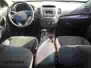 2014 Kia Sorento LX с VIN 5XYKT3A68EG473697, выставлен на аукционе Copart как лот 81850885 с пробегом Не указан миль и Чистый • Clean title. История ставок и продаж доступна на DreamBid. Изображение 8.