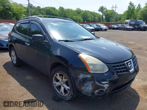 2010 Nissan Rogue S with VIN JN8AS5MV0AW108719, listed as a IAAI auction lot 42569737 with 233,468 mi miles and . Bid and sale history available at DreamBid. Image 17.