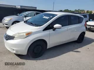 2015 Nissan Note SV with VIN 3N1CE2CP7FL393187, listed as a Copart auction lot 70832705 with 146,333 mi miles and Clean title. Bid and sale history available at DreamBid. Image 1.