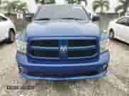 2018 Ram 1500 Express z VIN 3C6RR6KG2JG249849, wystawiony jako Copart lot #42008845 z przebiegiem Nie podano mil oraz Nie do naprawy • Non repairable. Historia ofert i sprzedaży dostępna na DreamBid. Obrazek 5.