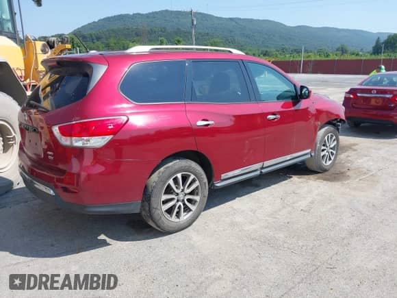 2013 Nissan Pathfinder SL with VIN 5N1AR2MM1DC631813, listed as a IAAI auction lot 42912893 with 243,726 mi miles and . Bid and sale history available at DreamBid. Image 4.