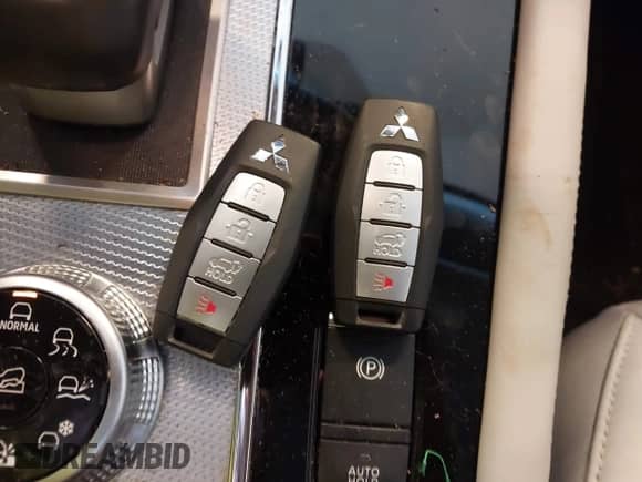 2024 Mitsubishi Outlander SEL с VIN JA4J4WA89RZ003725, выставлен на аукционе IAAI как лот 42232056 с пробегом 46 502 миль миль и . История ставок и продаж доступна на DreamBid. Изображение 11.