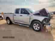 2014 Ram 1500 Tradesman z VIN 1C6RR6FT3ES278637, wystawiony jako Copart lot #63991135 z przebiegiem 107 893 mil mil oraz Szkoda całkowita • Salvage title. Historia ofert i sprzedaży dostępna na DreamBid. Obrazek 4.