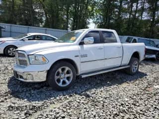 2016 Ram 1500 Laramie z VIN 1C6RR7VT2GS157530, wystawiony jako Copart lot #61051075 z przebiegiem 116 655 mil mil oraz Szkoda całkowita • Salvage title. Historia ofert i sprzedaży dostępna na DreamBid. Obrazek 1.