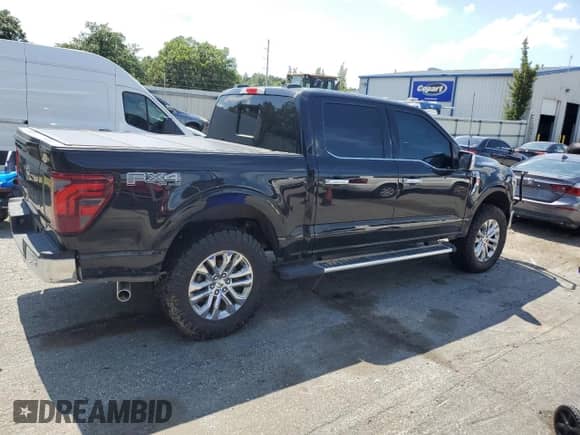 2024 Ford F-150 Lariat с VIN 1FTFW5L55RFB88215, выставлен на аукционе Copart как лот 59999455 с пробегом 14 526 миль миль и Списание • Salvage title. История ставок и продаж доступна на DreamBid. Изображение 3.