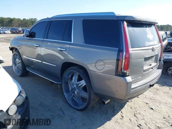 2018 Cadillac Escalade Luxury with VIN 1GYS3BKJ8JR378155, listed as a IAAI auction lot 41735073 with 97,739 mi miles and . Bid and sale history available at DreamBid. Image 3.