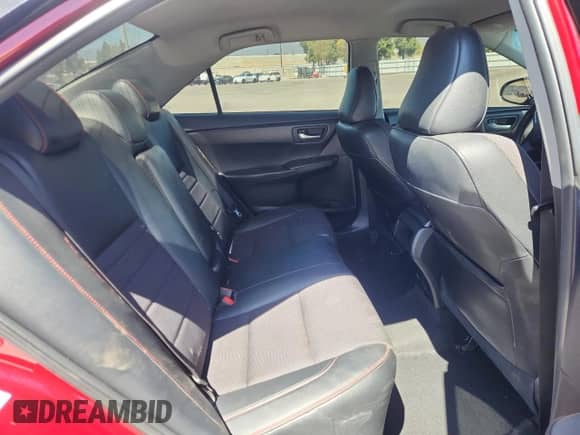 2016 Toyota Camry XLE with VIN 4T1BF1FK2GU514131, listed as a Copart auction lot 72046025 with 147,003 mi miles and Salvage title. Bid and sale history available at DreamBid. Image 10.