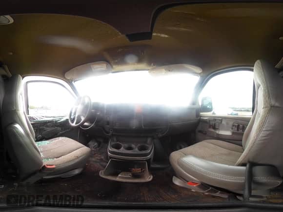 2005 Chevrolet Express Cargo с VIN 1GCGG25V051140061, выставлен на аукционе IAAI как лот 42919743 с пробегом 448 511 миль миль и . История ставок и продаж доступна на DreamBid. Изображение 18.