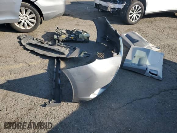 2013 Toyota Sienna LE with VIN 5TDJK3DCXDS063324, listed as a Copart auction lot 81369775 with 141,124 mi miles and Salvage title. Bid and sale history available at DreamBid. Image 13.