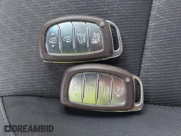 2016 Hyundai Tucson Limited with VIN KM8J3CA29GU202623, listed as a IAAI auction lot 41892722 with 119,757 mi miles and . Bid and sale history available at DreamBid. Image 11.