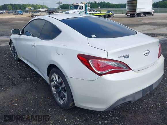 2013 Hyundai Genesis Coupe Premium с VIN KMHHT6KD4DU097582, выставлен на аукционе IAAI как лот 42276696 с пробегом 114 934 миль миль и . История ставок и продаж доступна на DreamBid. Изображение 3.