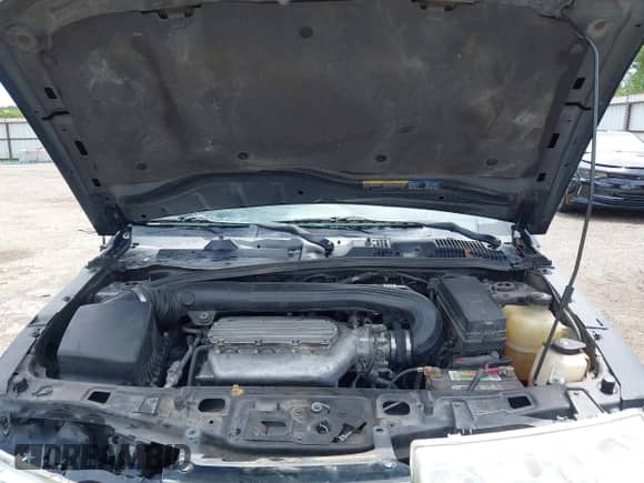 2005 Saturn VUE with VIN 5GZCZ53425S840449, listed as a IAAI auction lot 42624545 with 235,544 mi miles and . Bid and sale history available at DreamBid. Image 10.