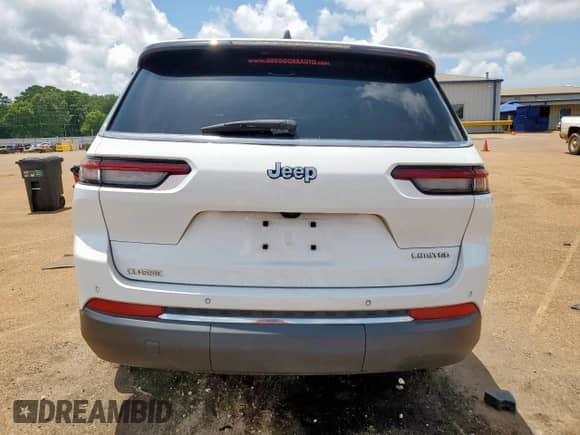 2023 Jeep Grand Cherokee Limited с VIN 1C4RJJBGXP8902669, выставлен на аукционе Copart как лот 64069305 с пробегом 28 912 миль миль и Списание • Salvage title. История ставок и продаж доступна на DreamBid. Изображение 6.