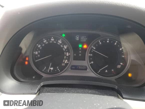 2010 Lexus IS 250 с VIN JTHCF5C24A5039750, выставлен на аукционе Copart как лот 85923585 с пробегом 176 509 миль миль и Списание • Salvage title. История ставок и продаж доступна на DreamBid. Изображение 9.