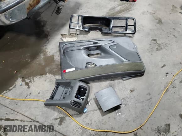 2005 Chevrolet Silverado 1500 LS with VIN 1GCEK19B35E135865, listed as a Copart auction lot 58020245 with Not provided miles and Salvage title. Bid and sale history available at DreamBid. Image 12.