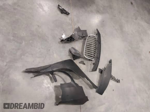 2011 BMW 5 Series 550i xDrive with VIN WBAFU9C56BC784595, listed as a IAAI auction lot 43006877 with 136,472 mi miles and . Bid and sale history available at DreamBid. Image 12.