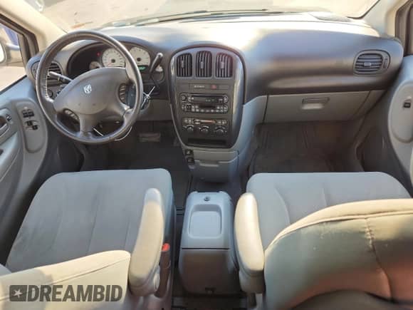 2007 Dodge Grand Caravan SXT with VIN 2D4GP44L37R345614, listed as a Copart auction lot 84979715 with 113,815 mi miles and Salvage title. Bid and sale history available at DreamBid. Image 8.
