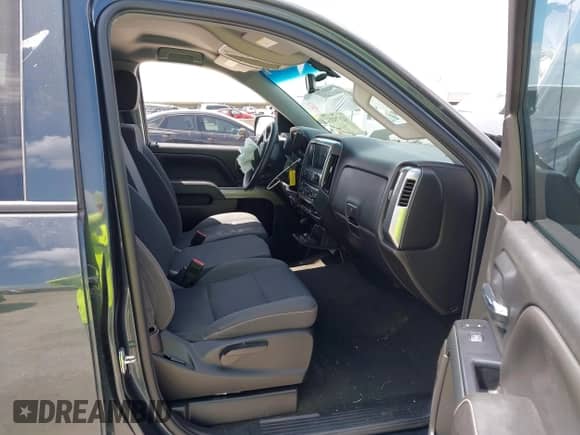 2018 Chevrolet Silverado 1500 LT с VIN 1GCRCREC8JZ141255, выставлен на аукционе IAAI как лот 42573357 с пробегом 57 567 миль миль и . История ставок и продаж доступна на DreamBid. Изображение 5.