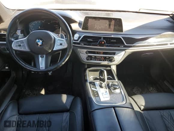 2022 BMW 7 Series 750i xDrive with VIN WBA7U2C05NCH77127, listed as a Copart auction lot 83849074 with 35,079 mi miles and Salvage title. Bid and sale history available at DreamBid. Image 8.