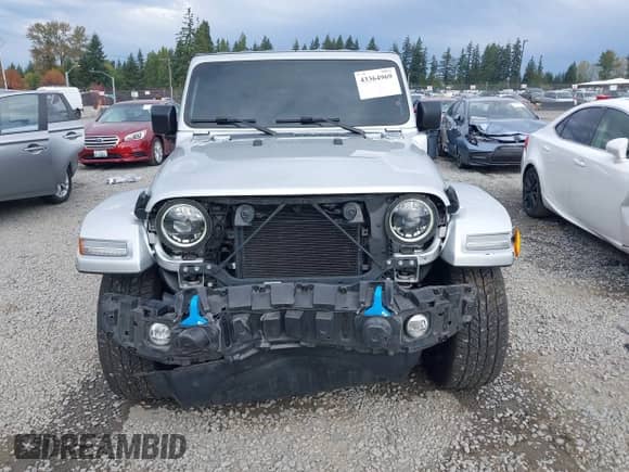2023 Jeep Wrangler Sahara с VIN 1C4JJXP65PW696141, выставлен на аукционе IAAI как лот 43364969 с пробегом 31 704 миль миль и . История ставок и продаж доступна на DreamBid. Изображение 13.