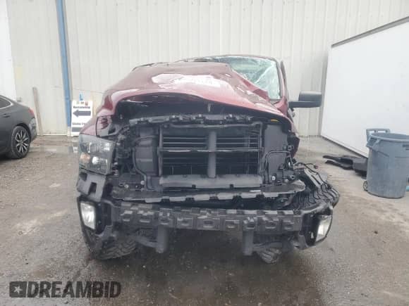 2018 Ram 1500 Express z VIN 1C6RR6KG5JS284216, wystawiony jako Copart lot #86509124 z przebiegiem 101 796 mil mil oraz Nie do naprawy • Non repairable. Historia ofert i sprzedaży dostępna na DreamBid. Obrazek 5.