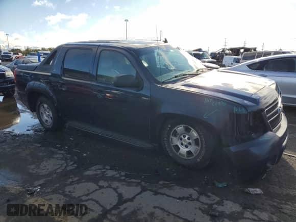 2008 Chevrolet Avalanche LTZ z VIN 3GNFK12Y98G179313, wystawiony jako Copart lot #76077504 z przebiegiem 171 471 mil mil oraz Szkoda całkowita • Salvage title. Historia ofert i sprzedaży dostępna na DreamBid. Obrazek 4.