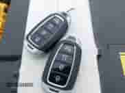 2025 Hyundai Venue SEL с VIN KMHRC8A31SU370290, выставлен на аукционе IAAI как лот 42699411 с пробегом 4 004 миль миль и . История ставок и продаж доступна на DreamBid. Изображение 11.