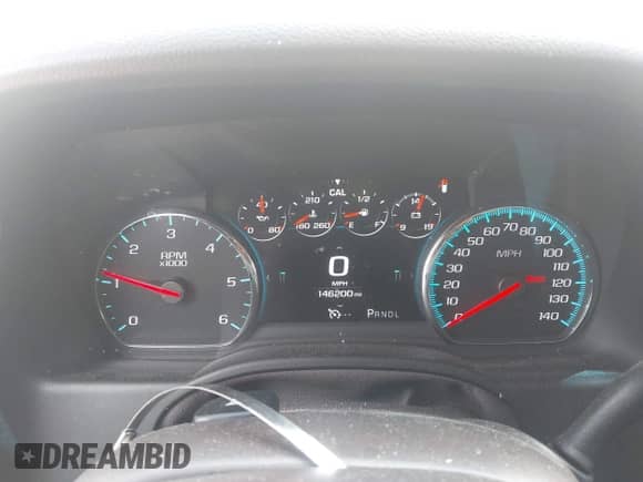 2017 Chevrolet Tahoe Premier z VIN 1GNSCCKC4HR308148, wystawiony jako IAAI lot #42264230 z przebiegiem 146 200 mil mil oraz . Historia ofert i sprzedaży dostępna na DreamBid. Obrazek 7.