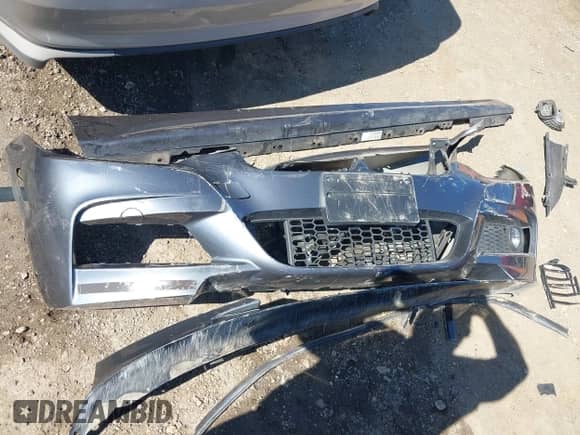 2018 BMW 3 Series 340i xDrive with VIN WBA8B7G52JNU95522, listed as a IAAI auction lot 43344158 with 50,574 mi miles and . Bid and sale history available at DreamBid. Image 12.