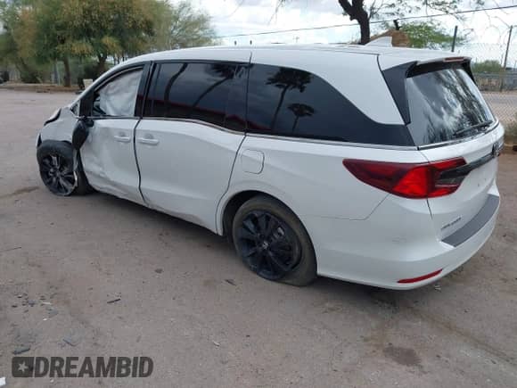 2024 Honda Odyssey Sport z VIN 5FNRL6H78RB005481, wystawiony jako IAAI lot #42809809 z przebiegiem 33 813 mil mil oraz . Historia ofert i sprzedaży dostępna na DreamBid. Obrazek 3.