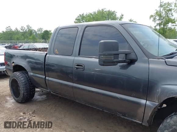 2003 Chevrolet Silverado 1500 с VIN 2GCEK19V231159504, выставлен на аукционе IAAI как лот 42493002 с пробегом 246 101 миль миль и . История ставок и продаж доступна на DreamBid. Изображение 13.