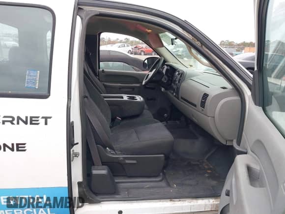 2011 Chevrolet Silverado 1500 Work Truck с VIN 1GCRKPEA6BZ131637, выставлен на аукционе IAAI как лот 41487549 с пробегом 217 009 миль миль и . История ставок и продаж доступна на DreamBid. Изображение 5.