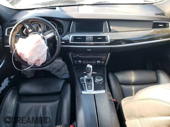 2017 BMW 5 Series 535i xDrive z VIN WBA5M4C31HD187130, wystawiony jako Copart lot #71281092 z przebiegiem 97 331 mil mil oraz . Historia ofert i sprzedaży dostępna na DreamBid. Obrazek 8.