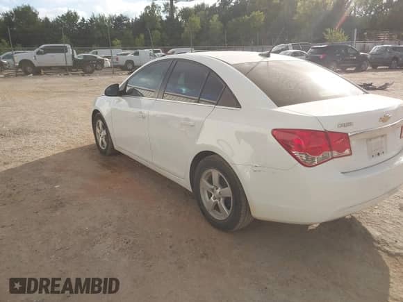 2014 Chevrolet Cruze 1LT с VIN 1G1PC5SB9E7151086, выставлен на аукционе IAAI как лот 43306584 с пробегом 155 405 миль миль и . История ставок и продаж доступна на DreamBid. Изображение 3.