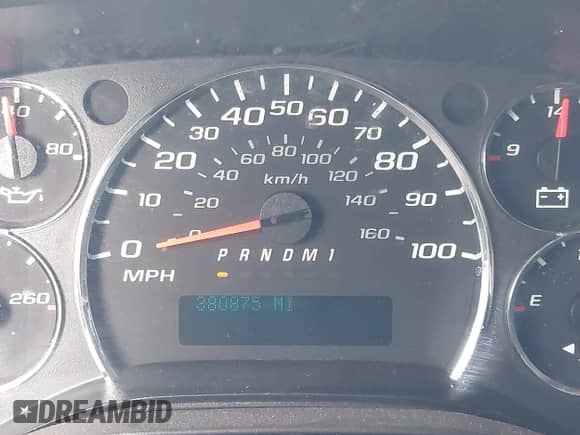 2014 Chevrolet Express Cargo with VIN 1GCWGFCA9E1109829, listed as a IAAI auction lot 42947617 with 380,875 mi miles and . Bid and sale history available at DreamBid. Image 7.
