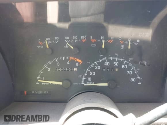 1994 GMC Sierra 1500 с VIN 2GTEK19K9R1548669, выставлен на аукционе IAAI как лот 42614840 с пробегом 208 904 миль миль и . История ставок и продаж доступна на DreamBid. Изображение 7.