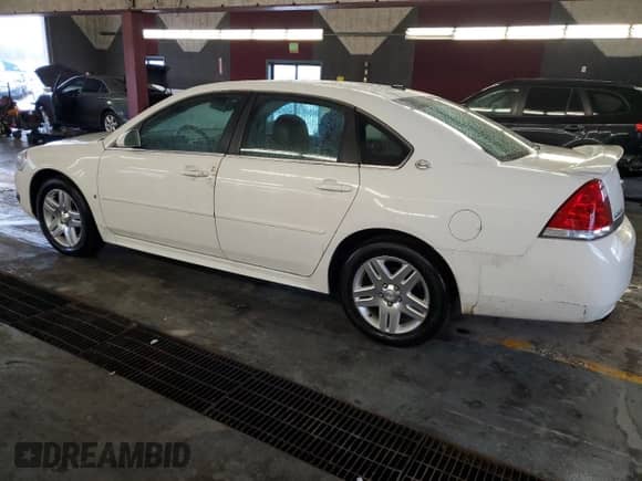 2009 Chevrolet Impala LT with VIN 2G1WC57M391300147, listed as a Copart auction lot 47639005 with 115,914 mi miles and Salvage title. Bid and sale history available at DreamBid. Image 2.