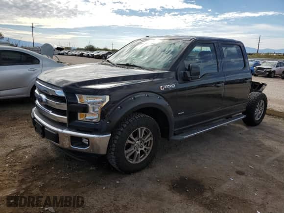 2016 Ford F-150 XL z VIN 1FTEW1CP2GKE71794, wystawiony jako Copart lot #71882465 z przebiegiem 113 322 mil mil oraz Szkoda całkowita • Salvage title. Historia ofert i sprzedaży dostępna na DreamBid. Obrazek 1.